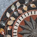 Leaf Patterned Mosaic Medallion with 14-Point Star крупным планом