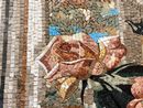 Кувшин с розами, мозаика крупным планом