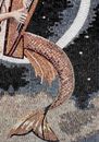 Meerjungfrau auf einer Mondsichel Mosaik Zoom