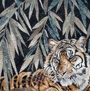 Отдыхающий бенгальский тигр, мозаика, 75x100 см крупным планом