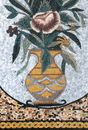 Rundbogen goldene Blumenvase Mosaik Zoom