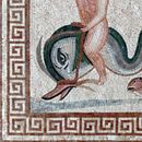 Эрос верхнем на дельфине, мозаика крупным планом