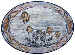 Овальная мозаика с рыбами