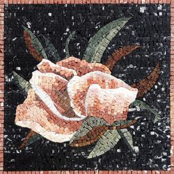 Розовый цветок, картина из мозаики