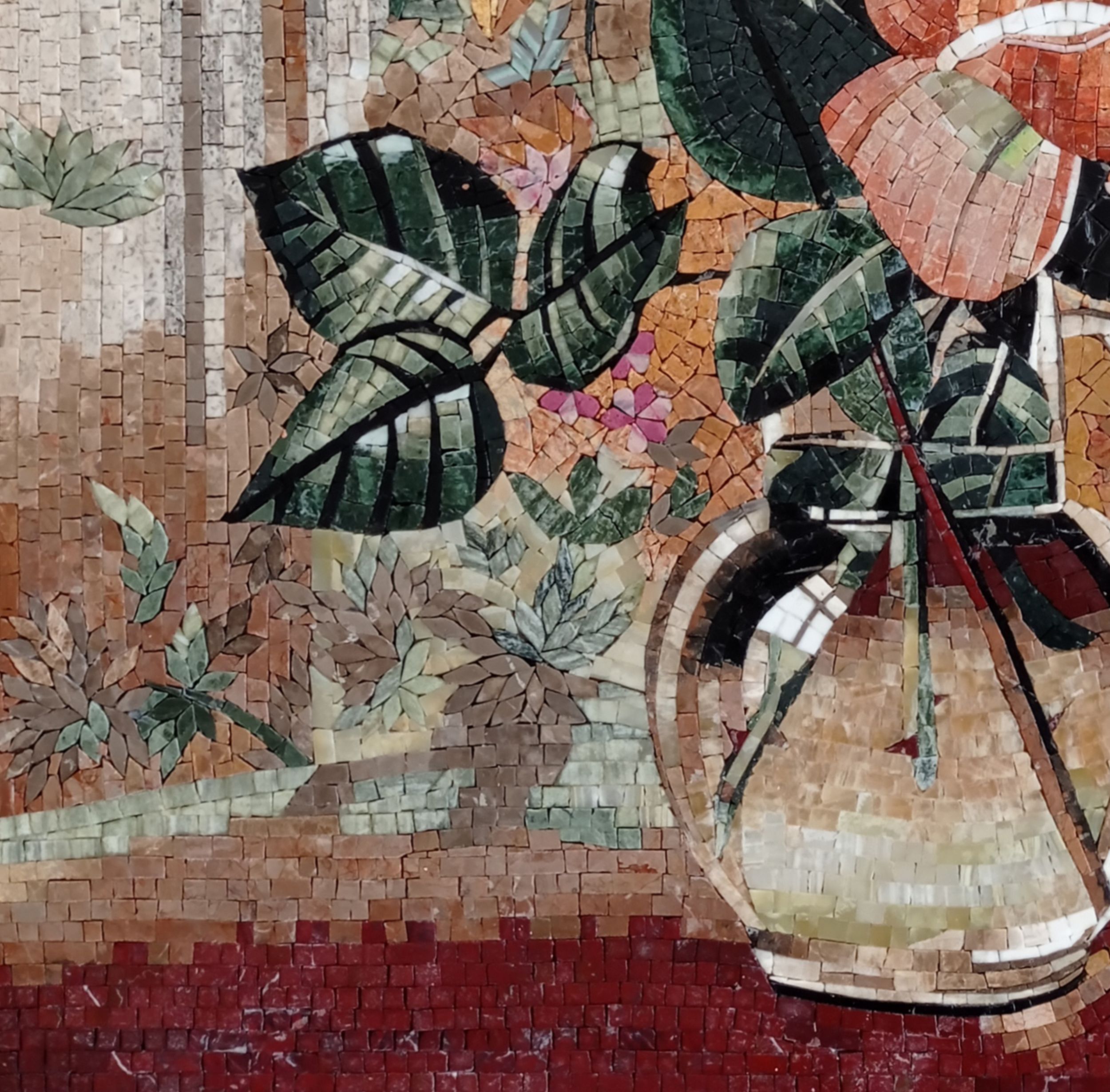 Rosy rose　装飾的な花模様の木製キャビネット Rosy rose 装飾的な花模様の木製キャビネット Rosy rose様専用 装飾的