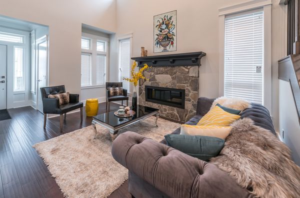 Blumen in griechischer Vase Mosaik Verlegt