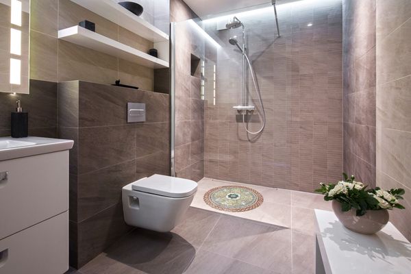 Florales Mosaik Verlegt