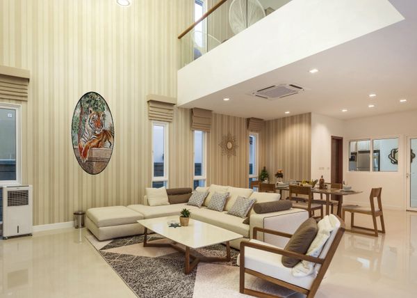 Владения Тигра, мозаика Установлена