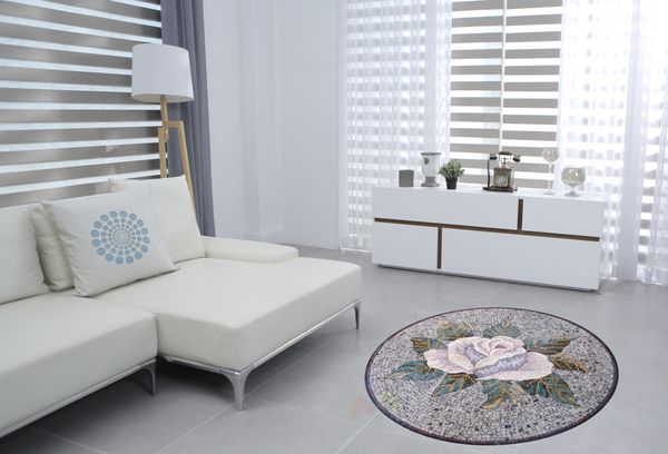 Mosaik Weiße Rose Verlegt