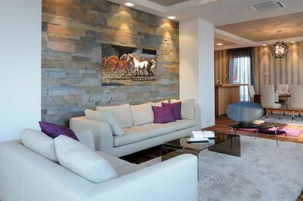 Mosaik Trabende Pferde Verlegt