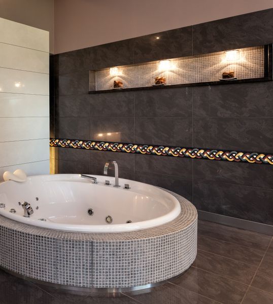 Kettenmuster Mosaik bunt, 600x20 cm Verlegt