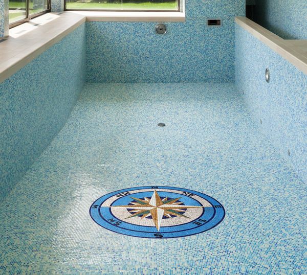 Mosaik Kompass, 110 cm Verlegt