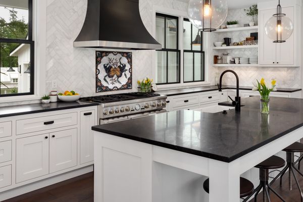 Бабочка Мозаика Установлена